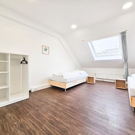 Raj Living - City Center Apartments With 5 Rooms - 10 Min Messe Dus Düsseldorf Zewnętrze zdjęcie