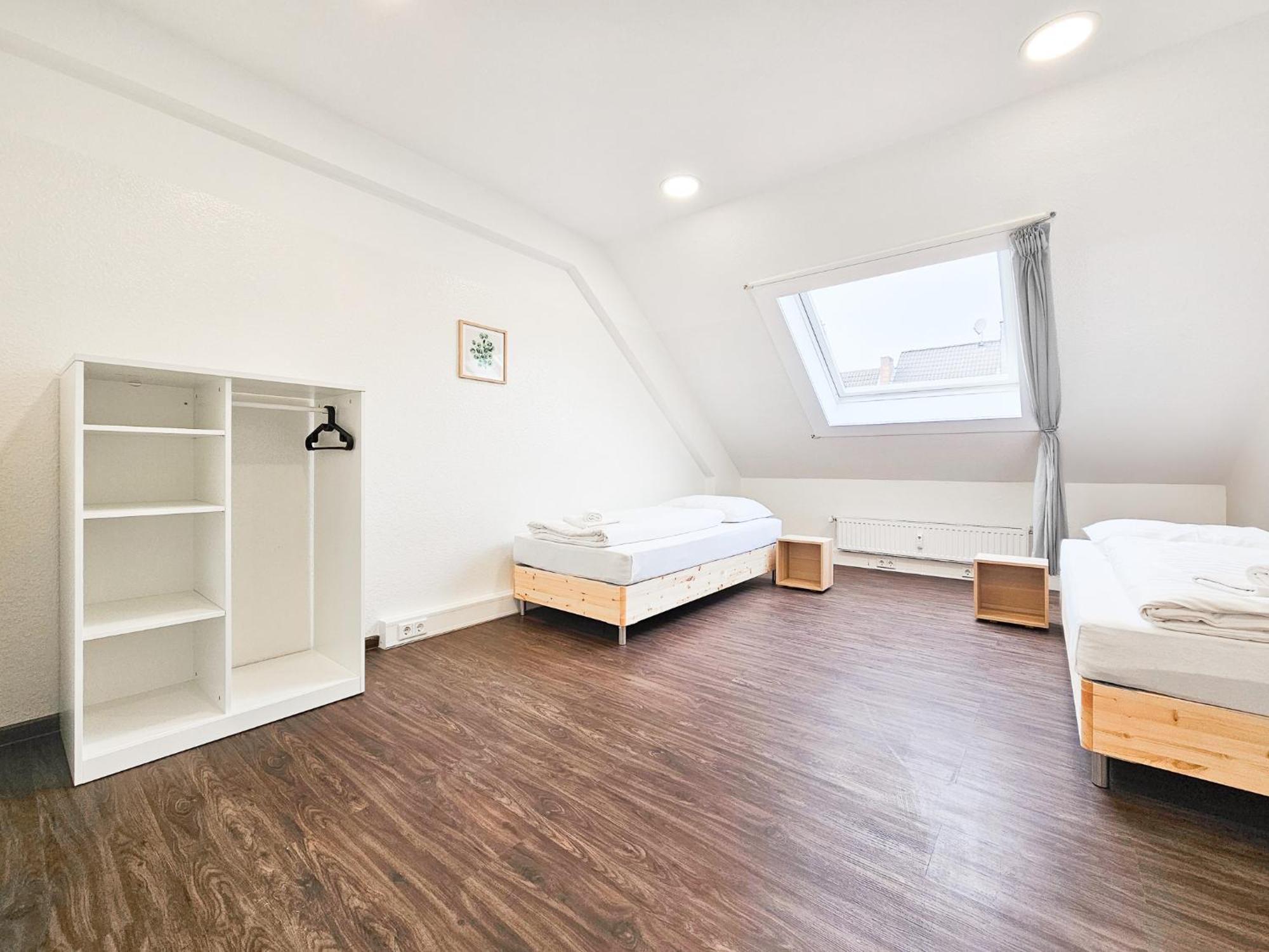 Raj Living - City Center Apartments With 5 Rooms - 10 Min Messe Dus Düsseldorf Zewnętrze zdjęcie