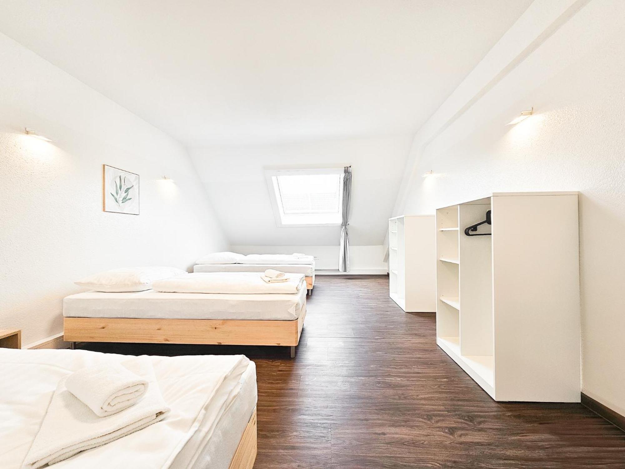 Raj Living - City Center Apartments With 5 Rooms - 10 Min Messe Dus Düsseldorf Zewnętrze zdjęcie