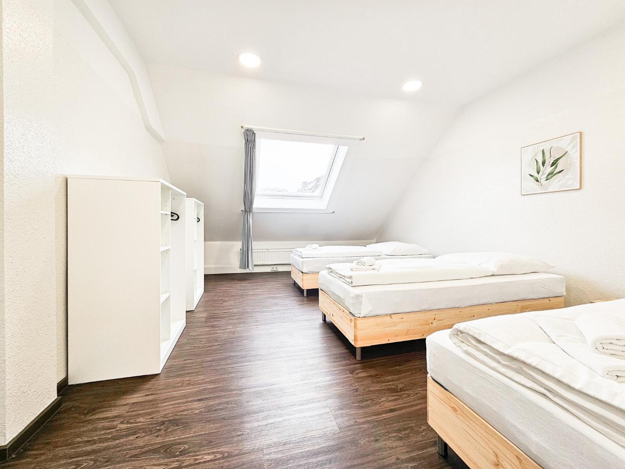 Raj Living - City Center Apartments With 5 Rooms - 10 Min Messe Dus Düsseldorf Zewnętrze zdjęcie