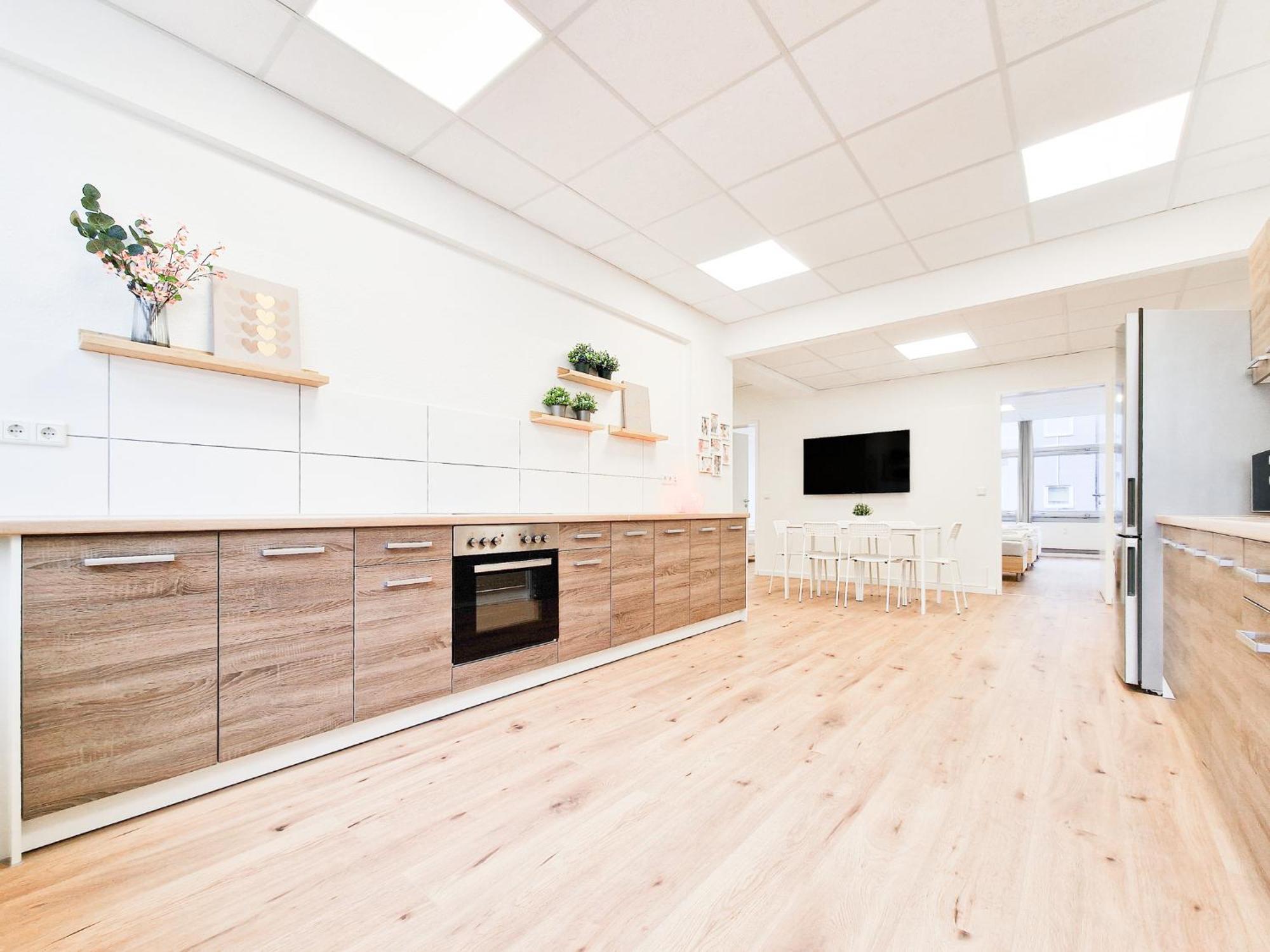 Raj Living - City Center Apartments With 5 Rooms - 10 Min Messe Dus Düsseldorf Zewnętrze zdjęcie