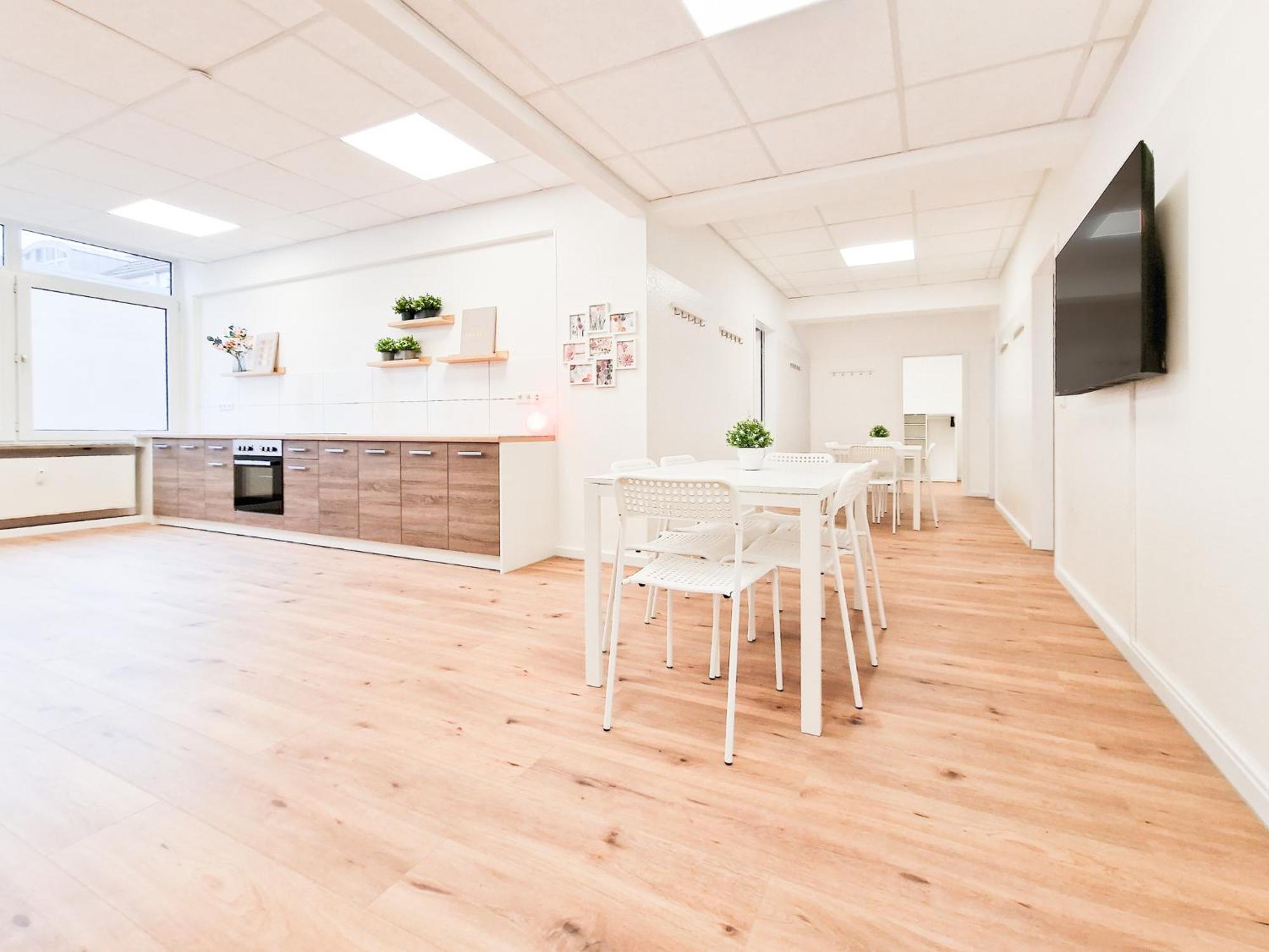 Raj Living - City Center Apartments With 5 Rooms - 10 Min Messe Dus Düsseldorf Zewnętrze zdjęcie