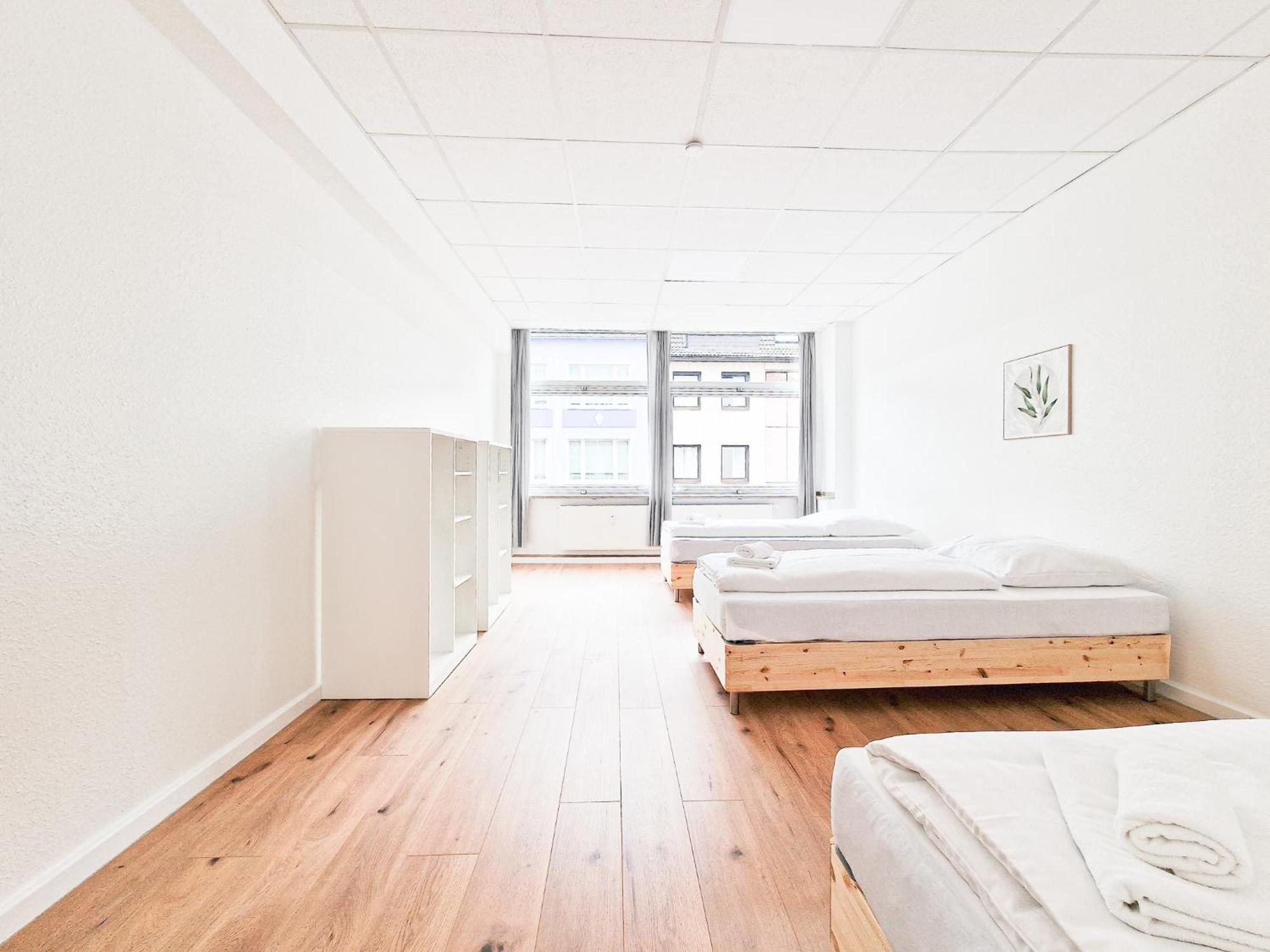 Raj Living - City Center Apartments With 5 Rooms - 10 Min Messe Dus Düsseldorf Zewnętrze zdjęcie
