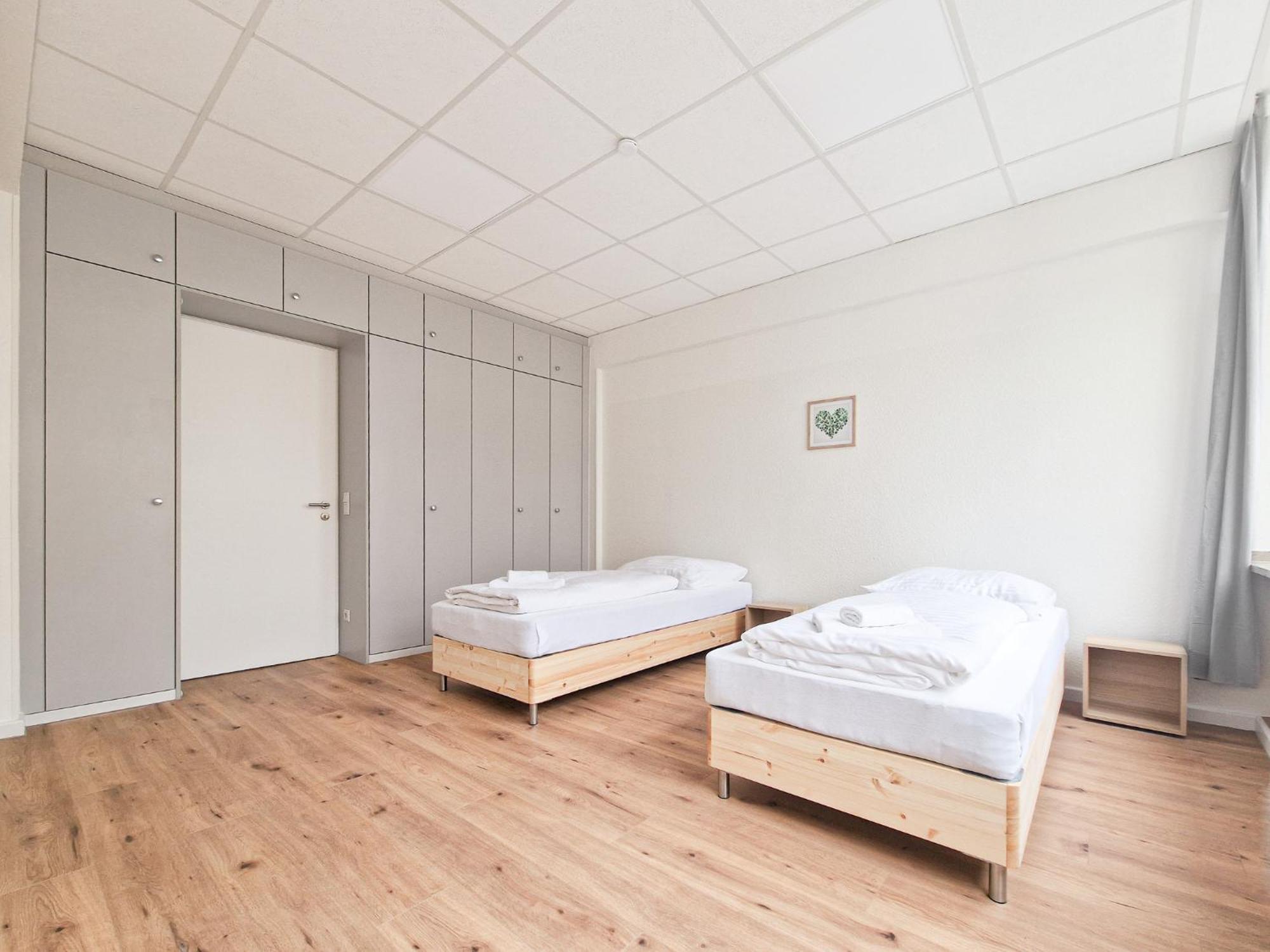 Raj Living - City Center Apartments With 5 Rooms - 10 Min Messe Dus Düsseldorf Zewnętrze zdjęcie