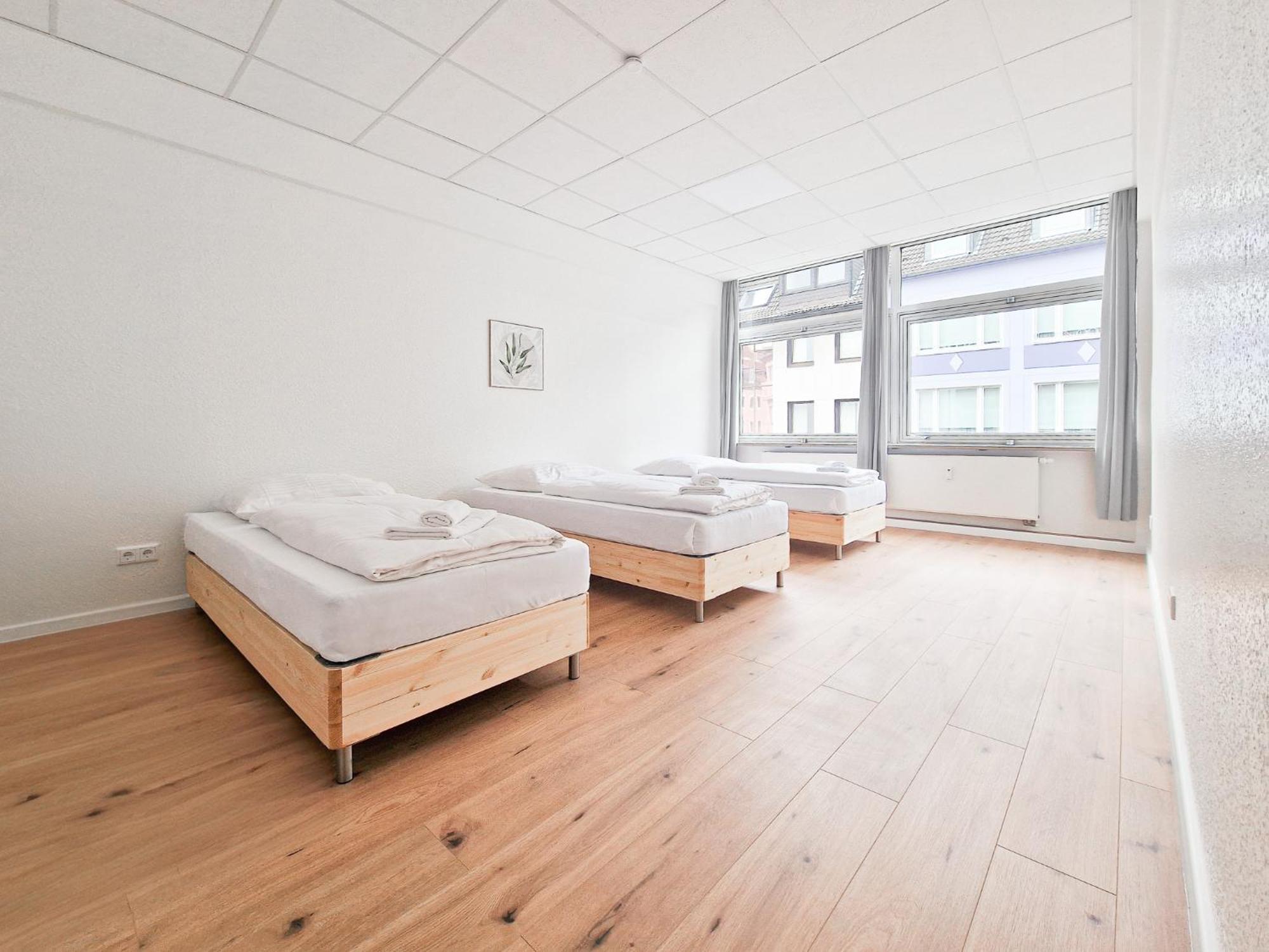 Raj Living - City Center Apartments With 5 Rooms - 10 Min Messe Dus Düsseldorf Zewnętrze zdjęcie